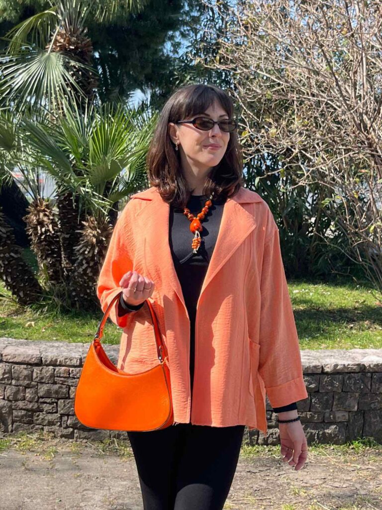 women model wearing nice outfit in Santa Fe New Mexco